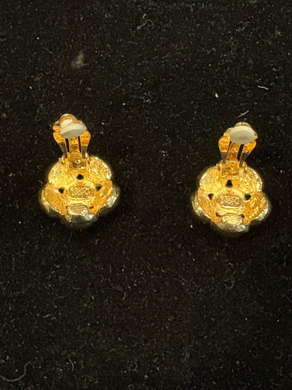 Joan Rivers Gold and Brown Cabochon Cluster Clip-On Earrings - Picture 3 of 4